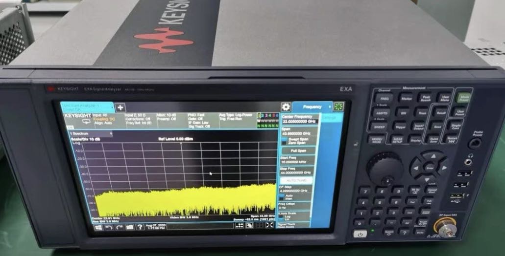 61da9a650ce9c.jpg N9010Bst.jpg