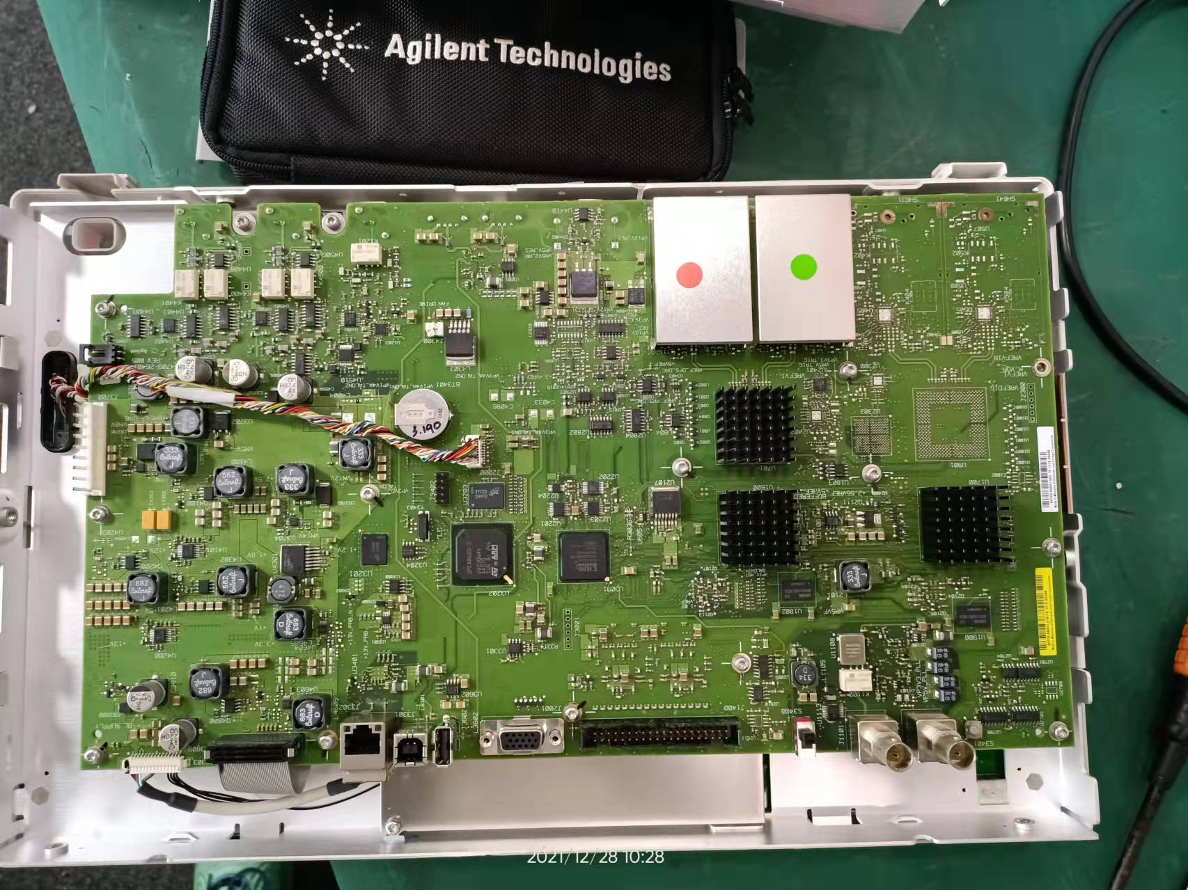 630f1ef532984.jpg 維修示波器是德12.jpg