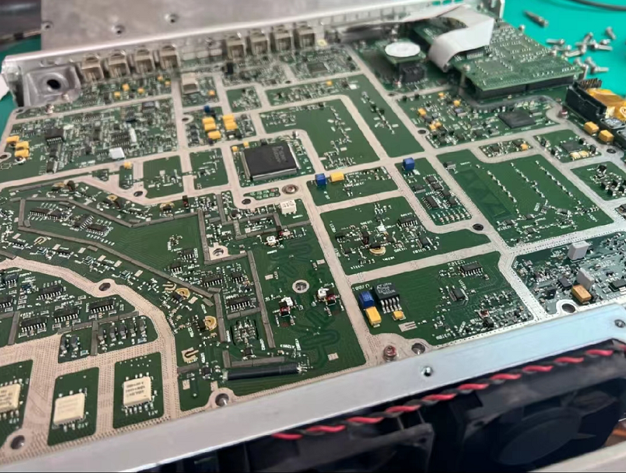 6360b5da8eee1.png 維修信號源N5182A 2.png