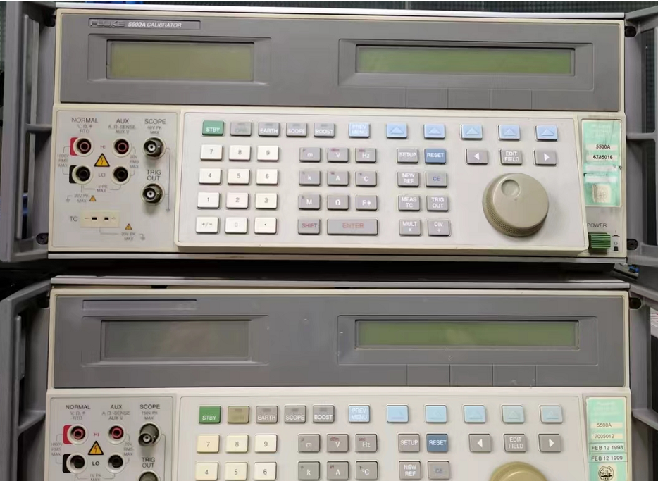 63647dd0144bc.png 校準(zhǔn)儀FLUKE5500A 5.png