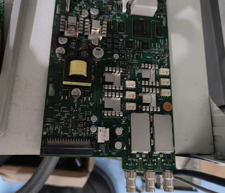 63841218638b5.png 維修信號源 4.png