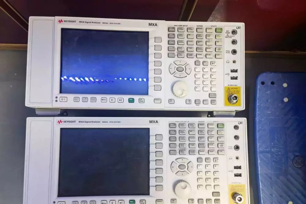 6399469d87e1e.jpg 頻譜N9020A 4.jpg