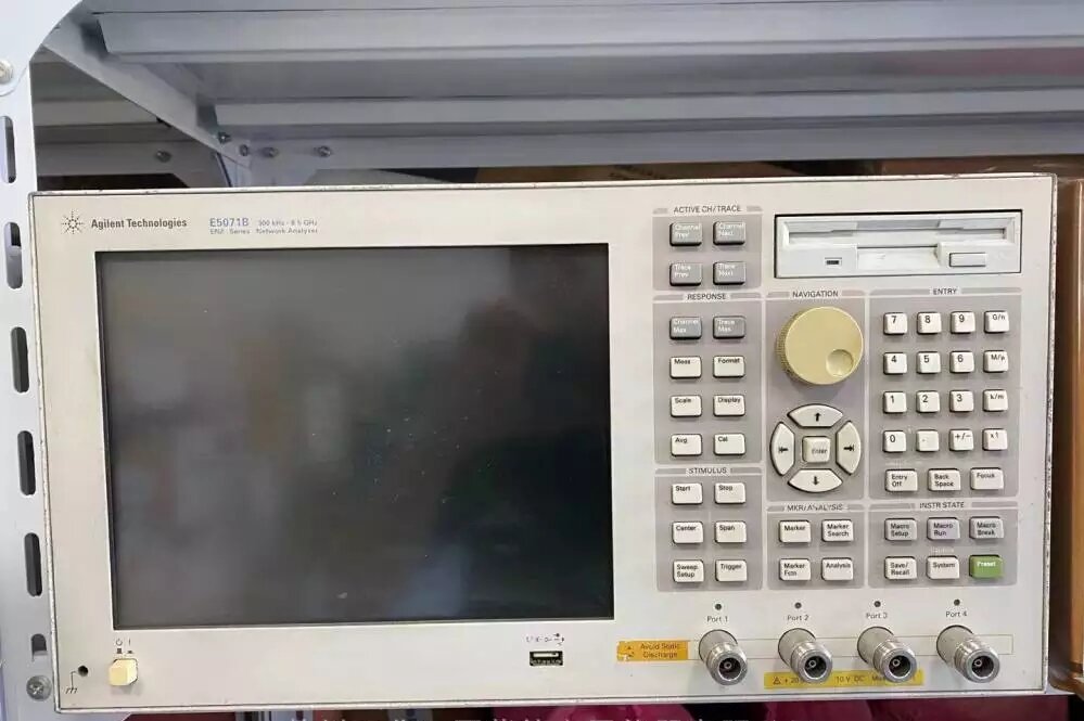 644481574ae74.jpg 網分E5071B 4口 5.jpg