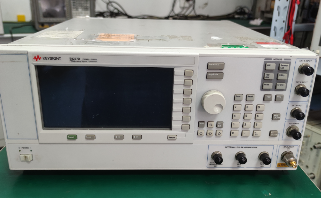 64dc1a0a7c037.png 信號(hào)源E8257D 14.png