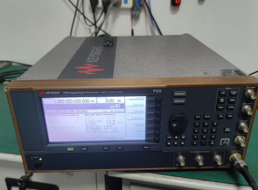 64efe058dd188.png 信號源E8257D 18.png