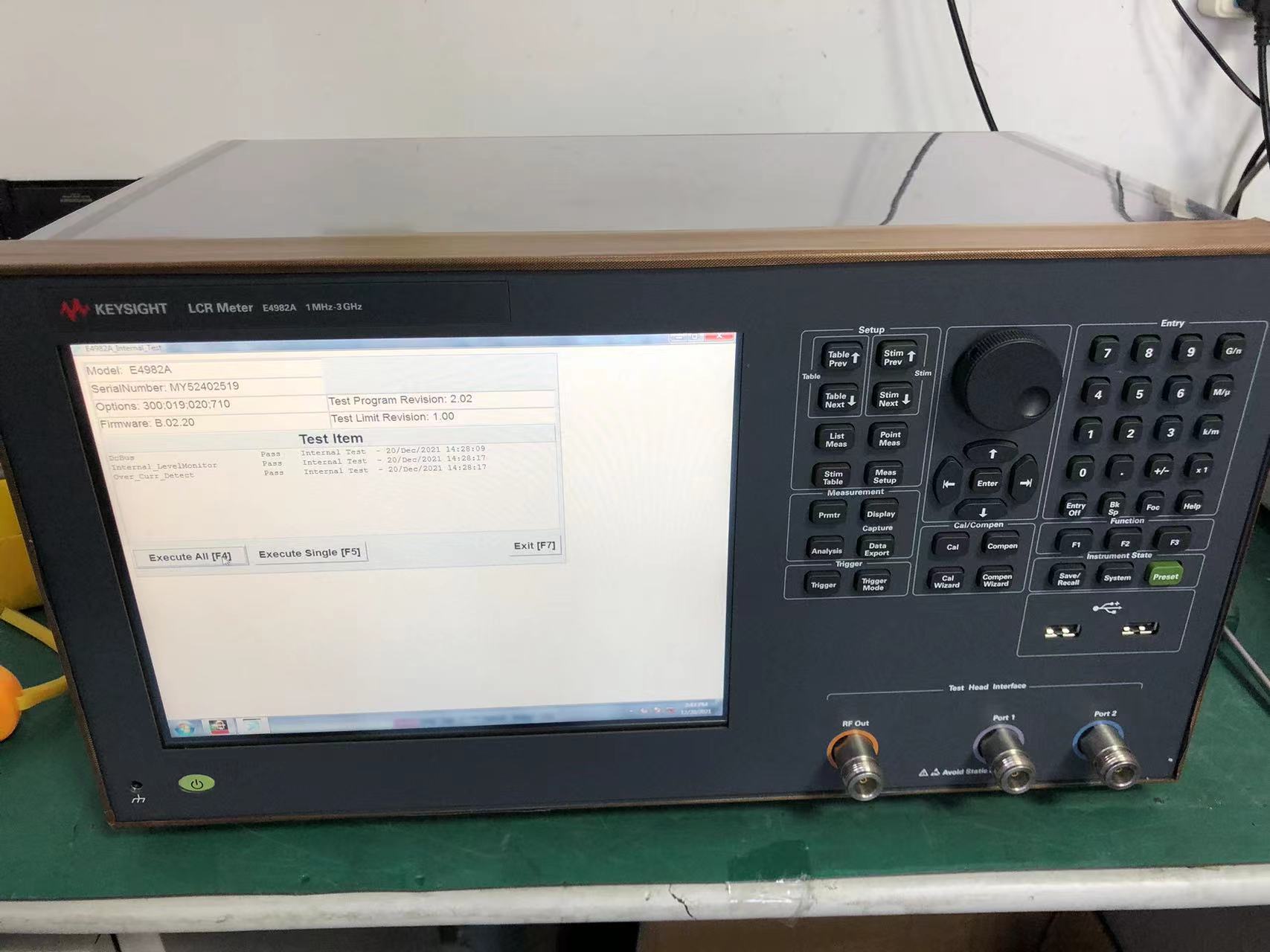 657a71fa1b73d.jpg LCR E4982A 1.jpg